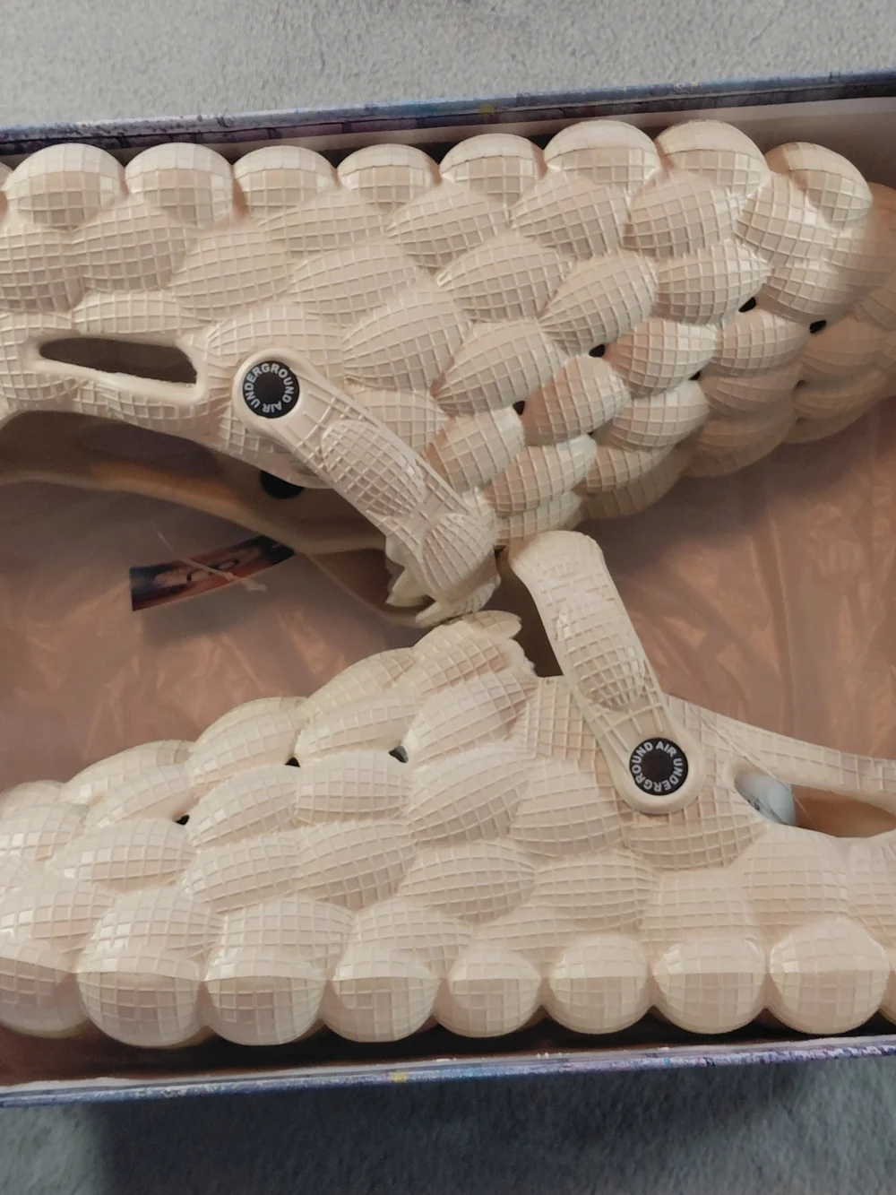 Unique Textured Bubble Beige Slip On Clogs Sz 14 Shoes